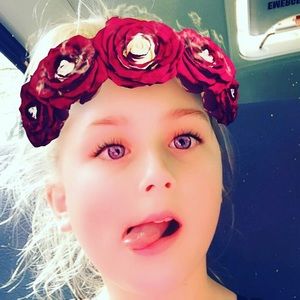 Meet your Posher, Caroline